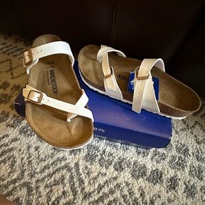 Birkenstock Mayari white. Size 39